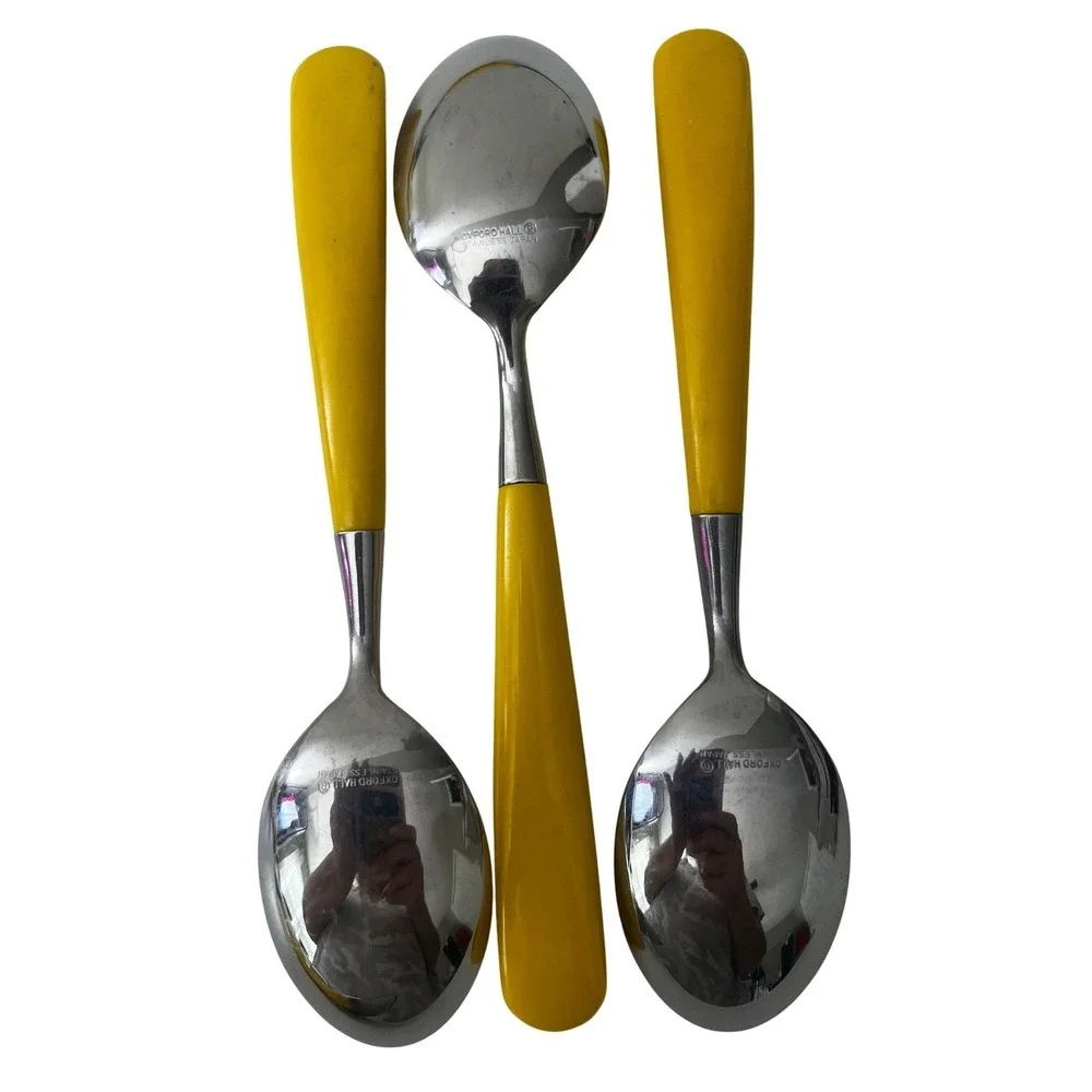 Vintage/Retro Oxford Hall Yellow Handle Stainless Flatware Set 35 Pc‎ Dining